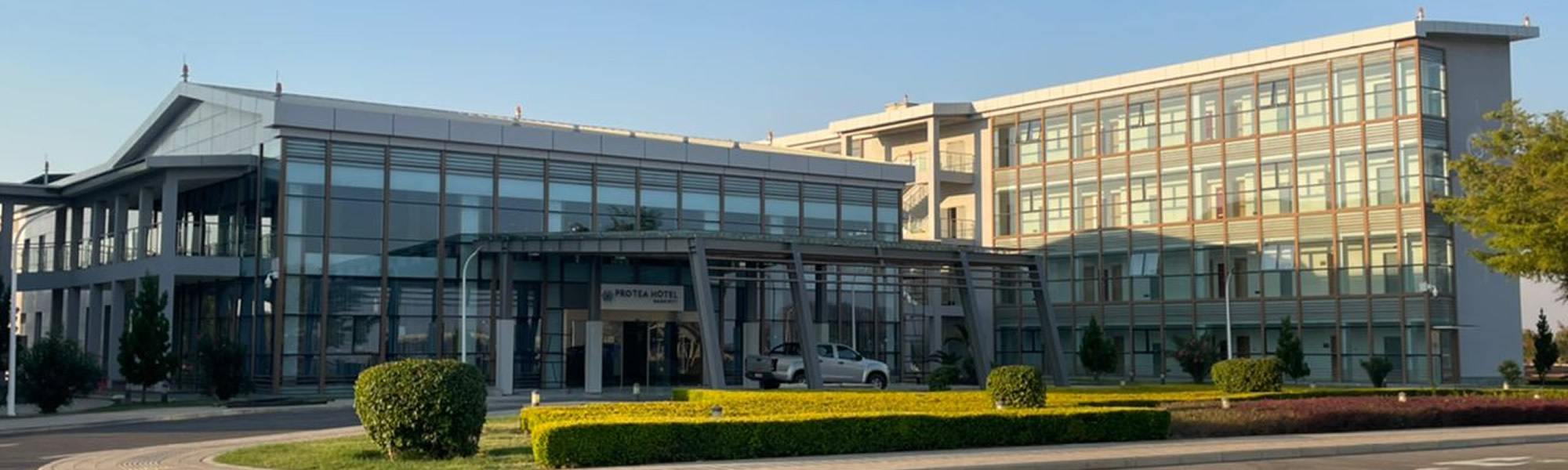 Protea Hotel Lofts Park Airport Shuttle africa-digital.com